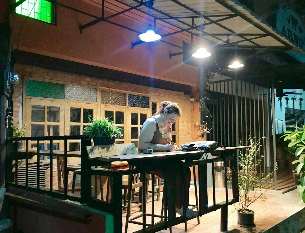 Hostel Keta' Jungle Trek House Chiang Mai Exterior foto